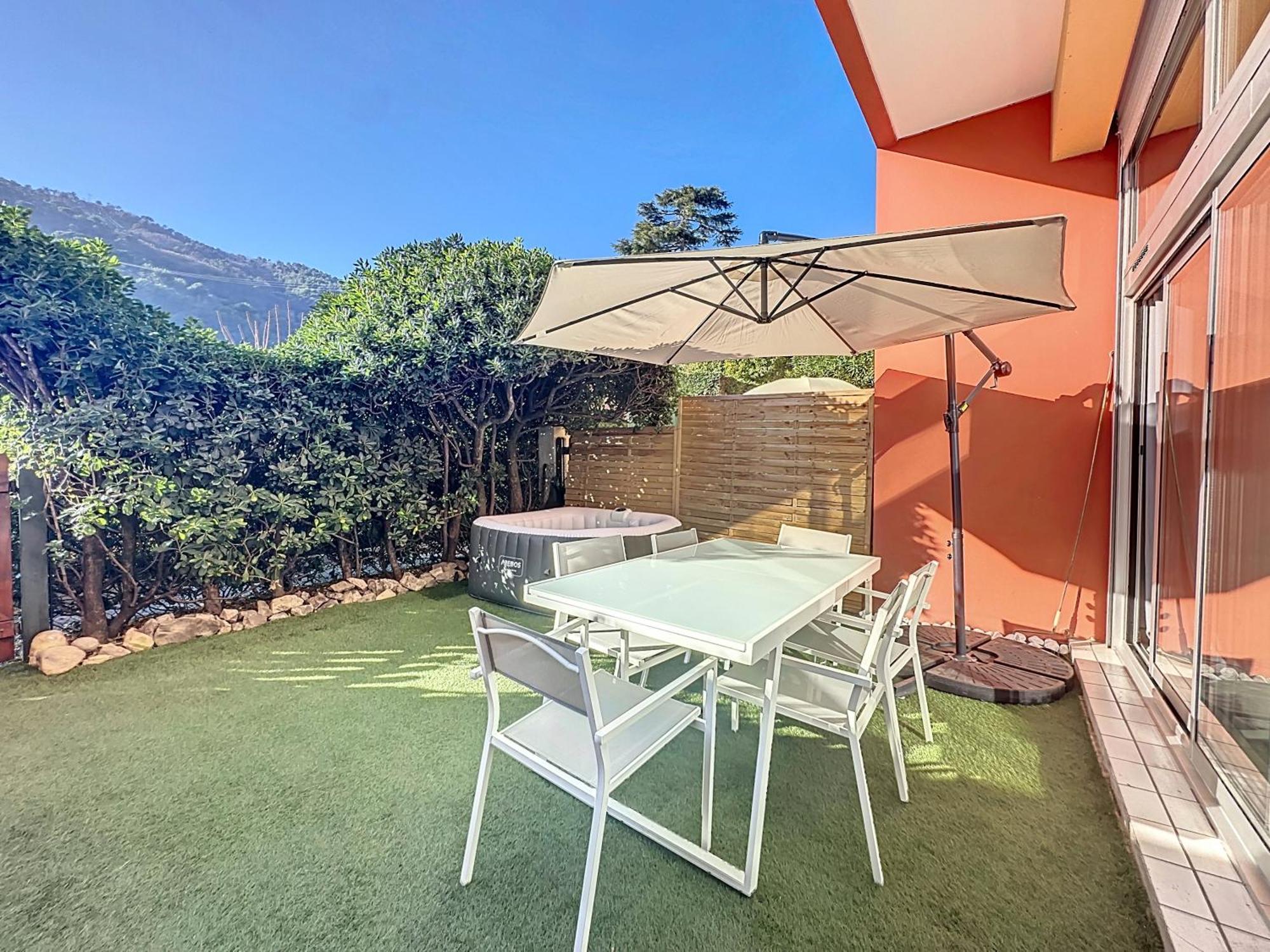 2 Pieces - Parking - Jacuzzi - Food & Drink - Love Menton Exterior photo